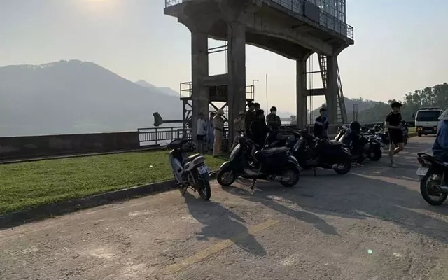 Hai vụ đuối nước liên tiếp tại đập nước, một học sinh tử vong