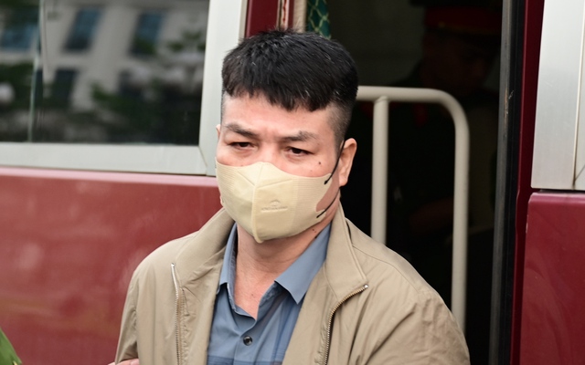 Phó giám đốc khai xách túi tiền 600 triệu đồng hối lộ cán bộ dự án hồ Bản Lải