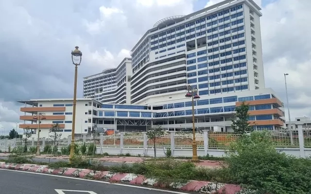 Nam thanh niên tử vong trong công trình bệnh viện ở TP.HCM: Gia đình kể diễn biến trước khi xảy ra chuyện