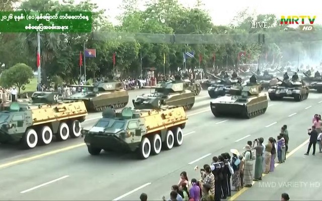 Myanmar bất ngờ giới thiệu xe bọc thép BTR-4 do chính nước này sản xuất