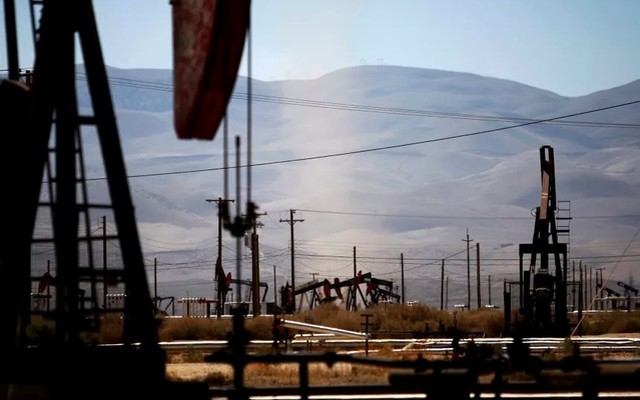 Là ‘ông trùm’ dầu mỏ thế giới, bơm hàng chục triệu thùng dầu mỗi ngày nhưng vì sao giá xăng tại Mỹ vẫn tăng chóng mặt giữa xung đột với Iran?