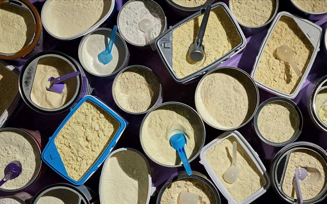 Sốc: Phát hiện thạch tín, chì, hoá chất vĩnh cửu trong nhiều loại sữa công thức tại Mỹ