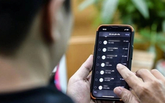 Anh trai chồng đột ngột chuyển cho tôi một khoản tiền lớn, đến khi biết lý do tôi mới hiểu gia đình này đang giấu điều gì