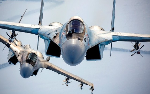 Nga phải gấp rút tìm khách hàng mua lại lô tiêm kích Su-35 bán cho Iran?