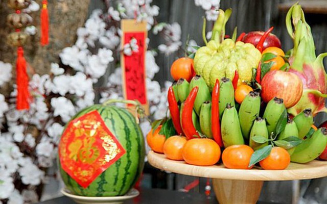 Đặt trái cây bàn thờ: 4 NÊN - 3 KHÔNG để cầu bình an, tránh xui xẻo