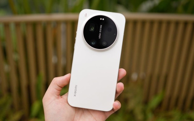 Nếu không bị Galaxy S26 Ultra "che mất hào quang", mẫu điện thoại Trung Quốc này đã gây bão ở Việt Nam