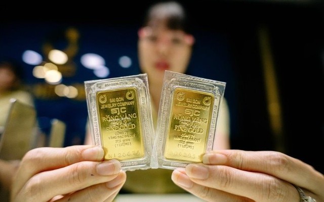 Giá vàng hôm nay 9/3 giảm thủng đáy, "bay màu" 7 triệu đồng/lượng