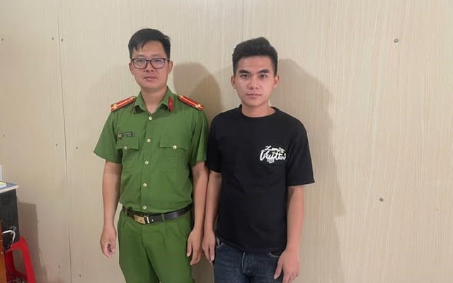 Đối tượng truy nã Nguyễn Tuấn Phát ra đầu thú