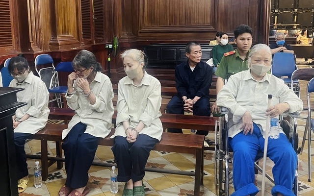 Xét xử vụ án sai phạm tín dụng ở TP.HCM, thiệt hại 73 tỷ