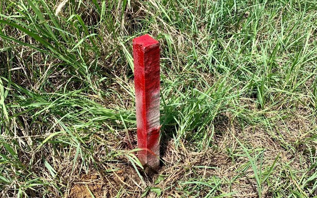 UBND xã, Chi nhánh Văn phòng đăng ký đất đai từ chối xác định mốc giới thửa đất - Bộ NN&MT trả lời người dân có thể khởi kiện