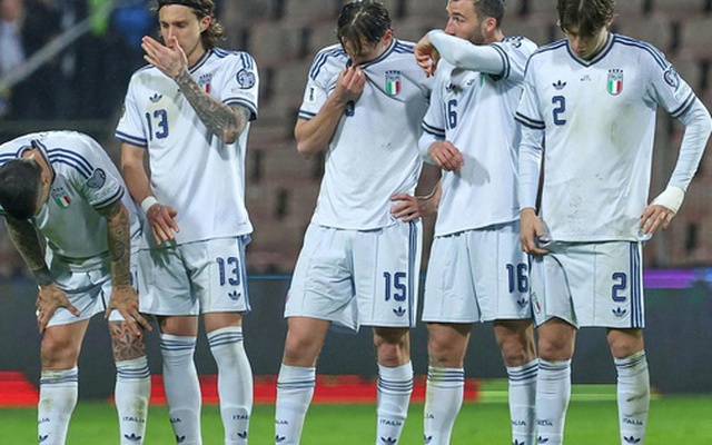 Bóng đá Ý trượt dài trong khủng hoảng toàn diện