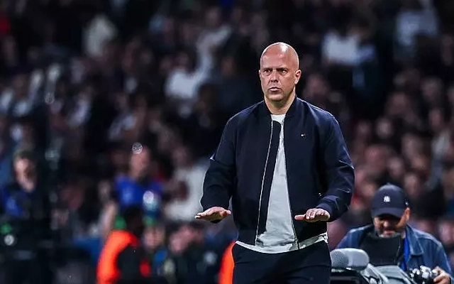 HLV Arne Slot giữa tâm bão: 'Tôi nhận được sự ủng hộ trọn vẹn ở Liverpool'