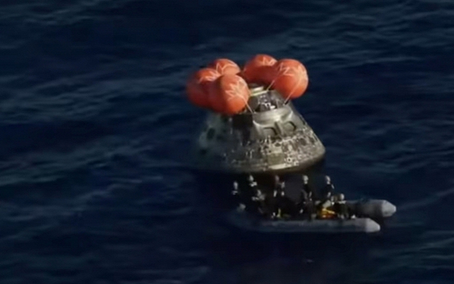 Artemis II hạ cánh thành công ngoài khơi California, hoàn thành sứ mệnh