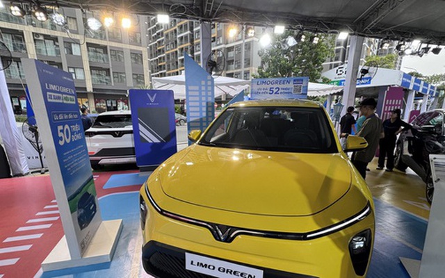 VinFast bán hơn 3.500 ô tô điện chỉ trong 1 ngày