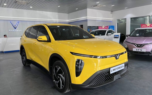 VinFast lập kỷ lục 27.000 ô tô bán ra trong tháng 3; vị trí trên thế giới gây bất ngờ