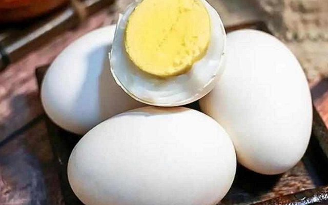 So kè trứng gà - vịt - ngỗng - cút: Tưởng quen mà hóa ra chọn sai là “thiệt đủ đường”