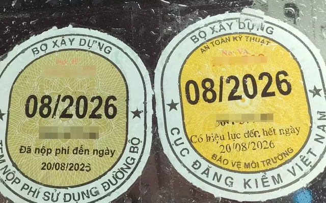 Sắp bỏ dán tem đăng kiểm trên kính chắn gió ô tô?