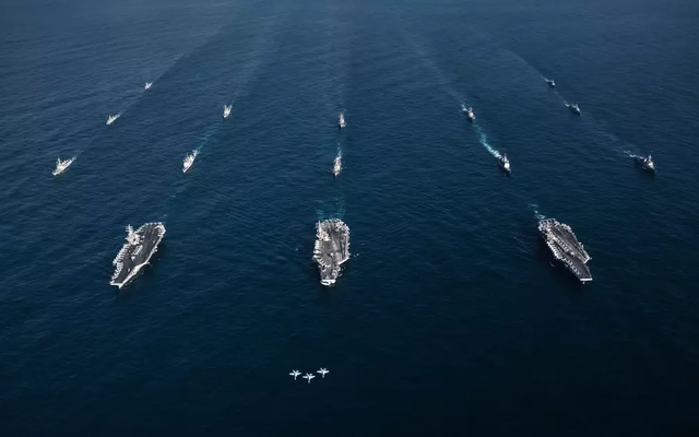 Mỹ bắt đầu phong toả vùng biển Iran: Điểm danh 15 tàu chiến đang dàn thế trận khắp Trung Đông