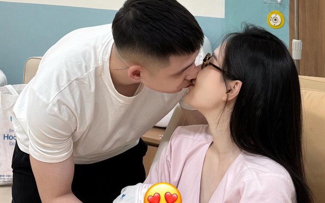 Mỹ Linh hạ sinh con đầu lòng cho Quang Vinh