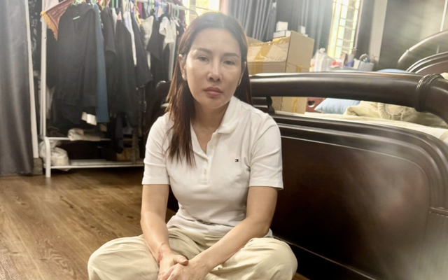 Bắt Lê Thị Thùy Trang, 49 tuổi: Thu giữ hơn 50.000 USD, hơn 2 tỷ đồng tiền mặt cùng hàng chục cuốn sổ đỏ