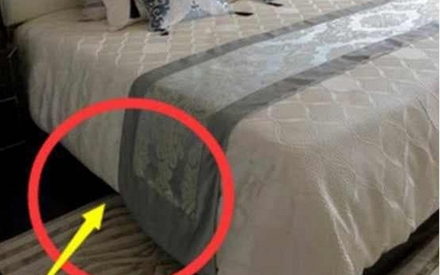 Không phải mê tín, giờ mới biết vì sao nhiều nhà để 1 chậu nước dưới gầm giường