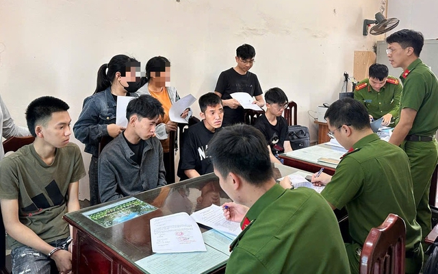 Ra lệnh bắt tạm giam Bùi Quang Anh cùng 6 đối tượng cùng sinh năm 2007