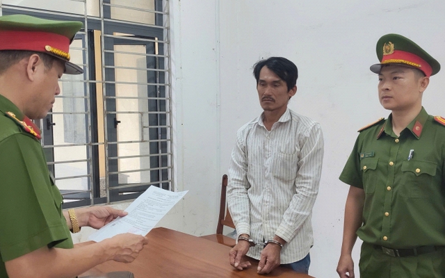 Thi hành lệnh bắt tạm giam vợ chồng Cao Thị Bé