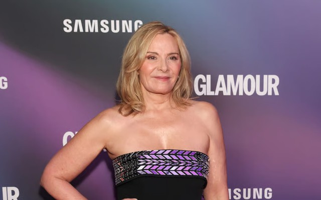 Sao phim "Sex and the City" khoe thân hình nóng bỏng ở tuổi 69: Bí quyết tập luyện gây bất ngờ