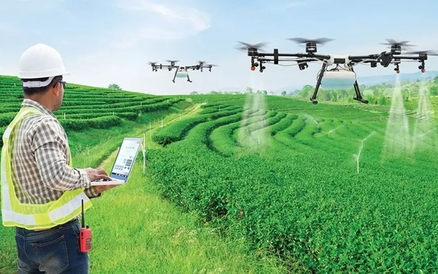 Vì sao cần đưa AI, robot xuống đồng ruộng?