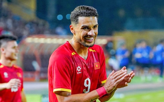 Hoàng Hên bứt phá không tin nổi, đứng trước kỷ lục lịch sử ở V.League