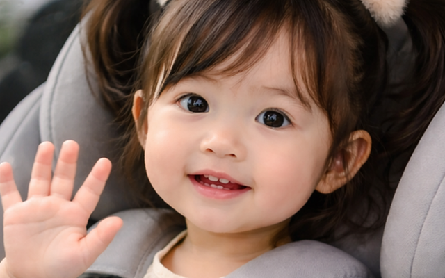 Thảm kịch bé gái bị bỏ quên trong ô tô, bác sĩ cảnh báo nóng