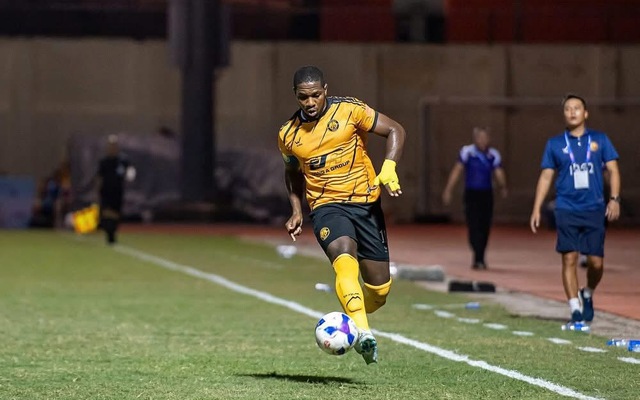 Rimario “dỗi” bỏ CLB Thanh Hoá về quê, đội bóng xứ Thanh chồng chất khó khăn, phải dùng cả thủ môn chơi tiền đạo