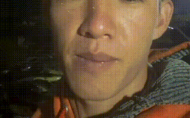 Chàng trai trẻ khóc nghẹn khi hơn 30 tấn cá tầm chết trắng hồ