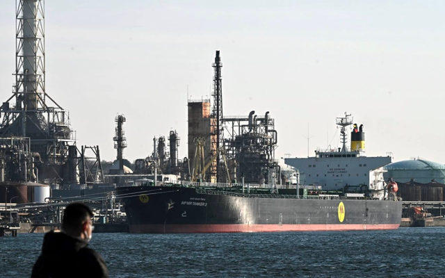 'Trái ngọt' liên tục đến với Mỹ: Đội tàu quy mô chưa từng có đang nối đuôi nhau đến 'đường tắt vàng' để lấy dầu thô Mỹ, mang đến châu Á