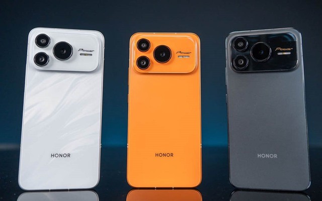 Một cái tên quen mặt ở Việt Nam sắp ra mắt điện thoại pin 15.000mAh: Thế này pin dự phòng chắc "ế hàng"