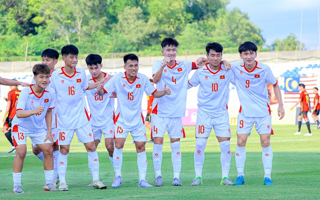 AFF Cup: Tuyển Việt Nam vào bán kết với ngôi đầu, Indonesia bị loại cay đắng trên sân nhà