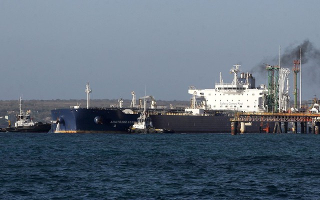 Vừa đón tàu chở 730.000 thùng dầu Nga, Cuba lại nhận thêm tin vui lớn từ Moscow