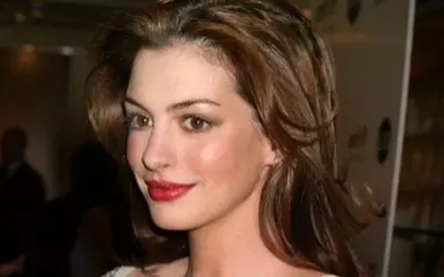 Người phụ nữ đẹp nhất thế giới năm 2026