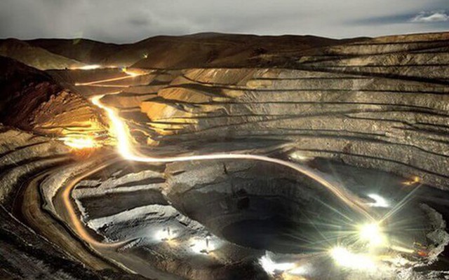 Không phải vàng, Trung Quốc đang âm thầm gom một kim loại quý với tốc độ kỷ lục, giá rẻ hơn 60 lần