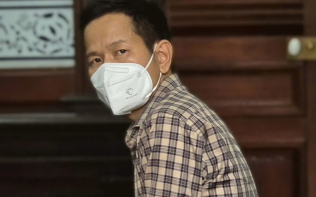 Tiết lộ tin điều tra của công an, cựu giám đốc ngân hàng ở TPHCM lãnh án tù