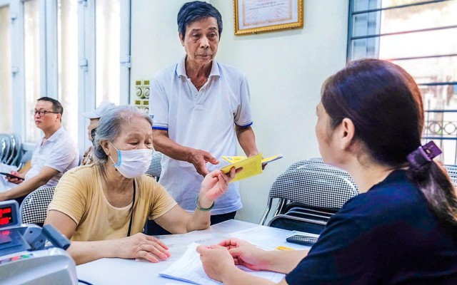 Tất cả người dân đang nhận lương hưu chú ý thay đổi quan trọng ở kỳ lương tháng 5 tới