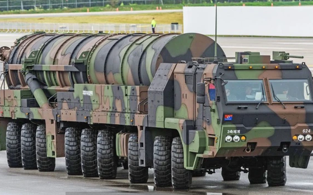 Đầu đạn xuyên hầm lớn nhất thế giới trên tên lửa đạn đạo của Hàn Quốc