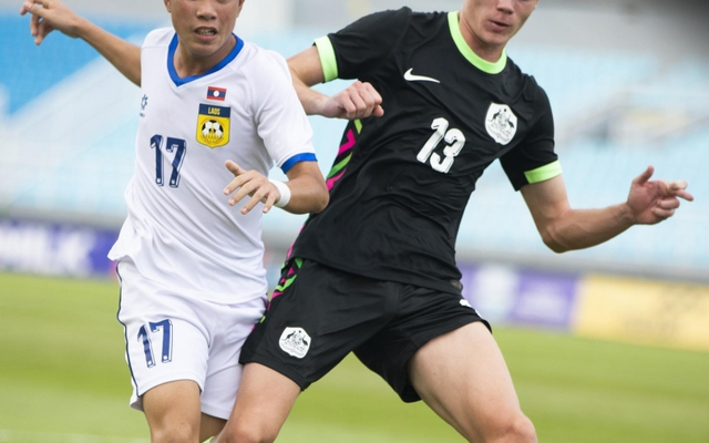 Sau trận thua ngược Việt Nam, tuyển Australia trút "mưa bàn thắng" vào lưới Lào, giành giải Ba ĐNÁ