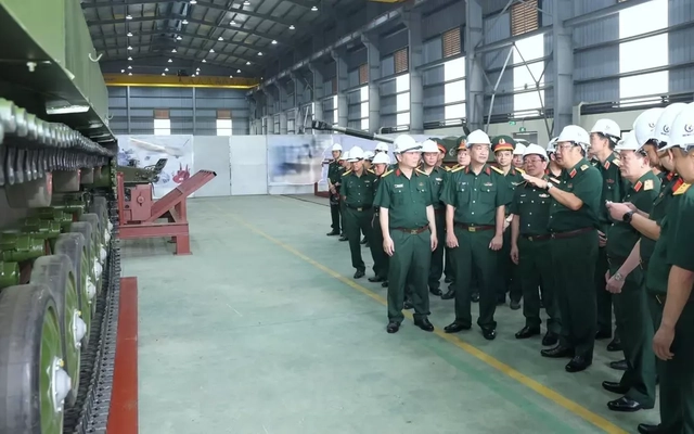 Xe tăng T-1 do Việt Nam chế tạo có tính năng vượt trội về hỏa lực