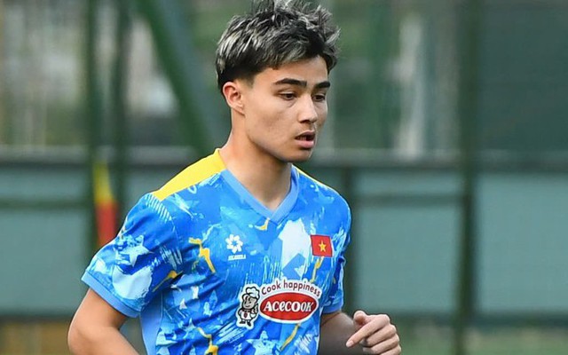 Tuyển Việt Nam gạch tên tiền đạo Việt kiều, hàng loạt trụ cột hội quân muộn vì lý do bất khả kháng