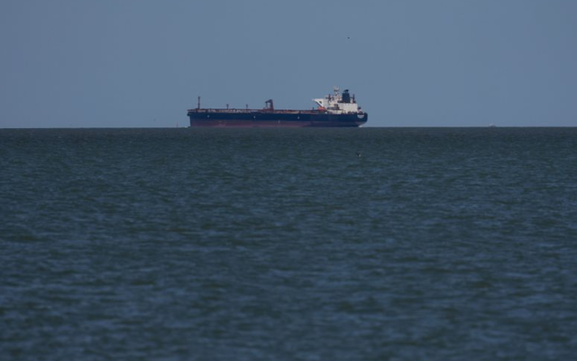 Giá dầu thực tế tăng vọt đến 141 USD/thùng, cao nhất 18 năm, loạt chuyên gia cảnh báo