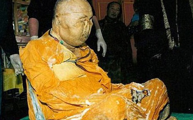 Bí ẩn xác ướp trăm năm của nhà sư: Nguyên vẹn đến khó tin khi được tìm thấy, nhiều nghi vấn không thể lý giải