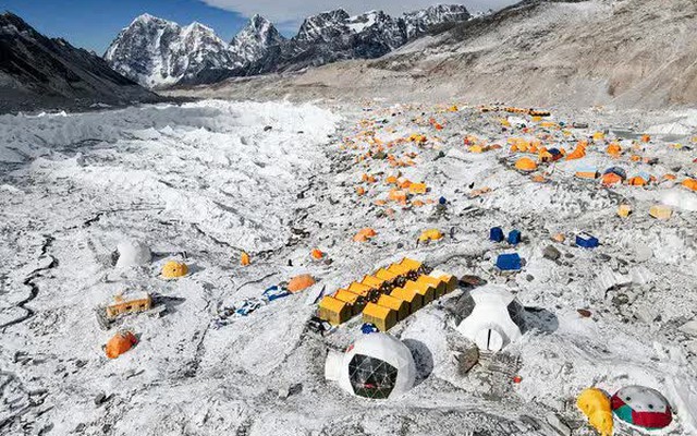Vì sao những người thiệt mạng trên núi Everest sẽ phải nằm lại đó mãi mãi?