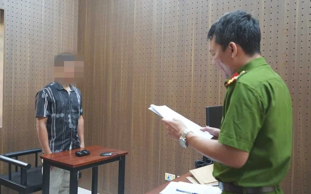 Ra quyết định khởi tố chủ hộ kinh doanh Hứa Chí Cường sinh năm 1988