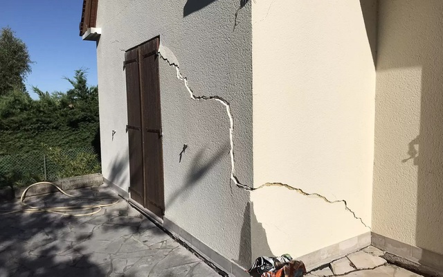 Hơn 12 triệu ngôi nhà tại Pháp nguy cơ nứt vỡ do biến đổi khí hậu